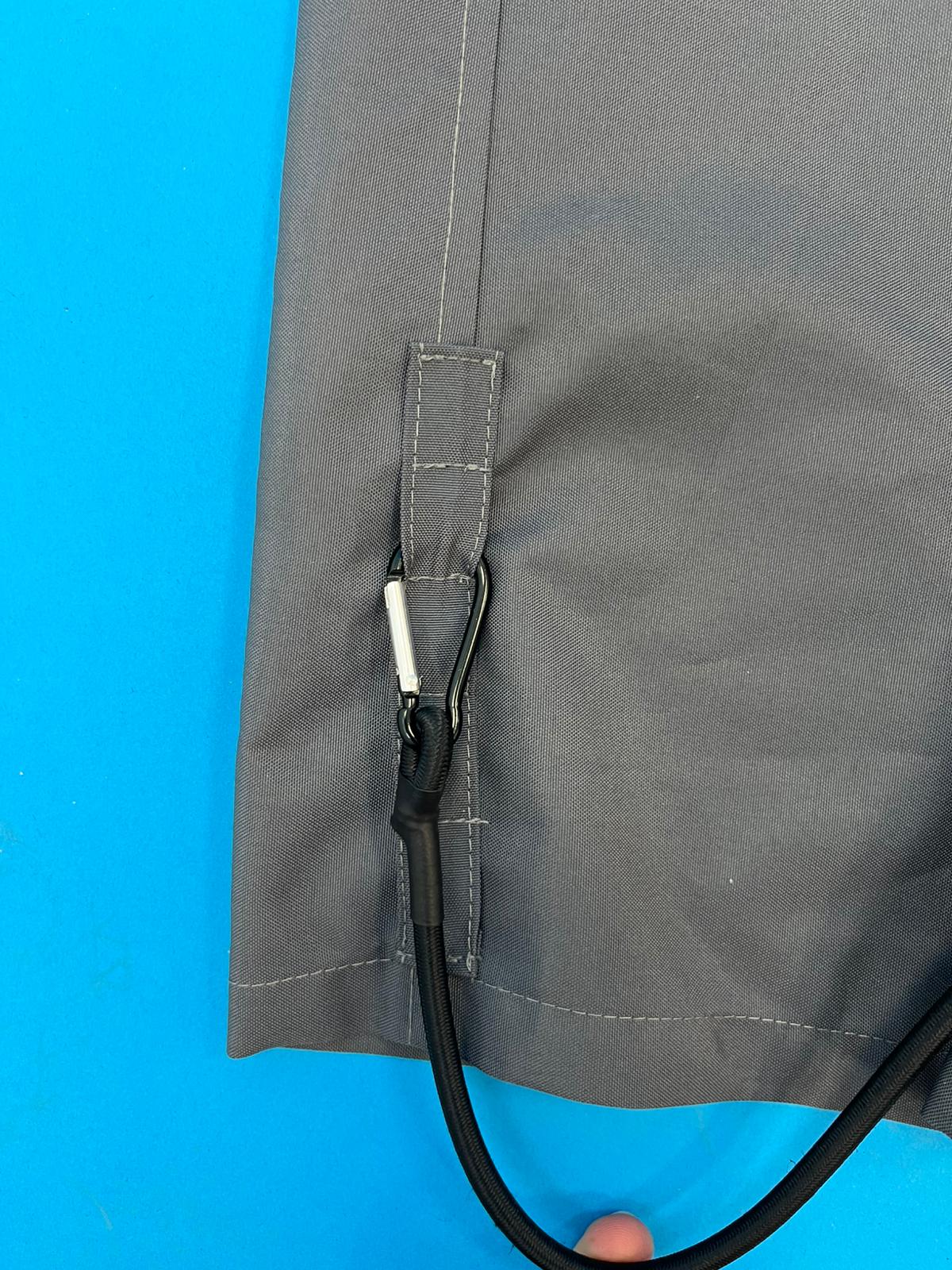 Outfit 02 — Garment 2 Image 4