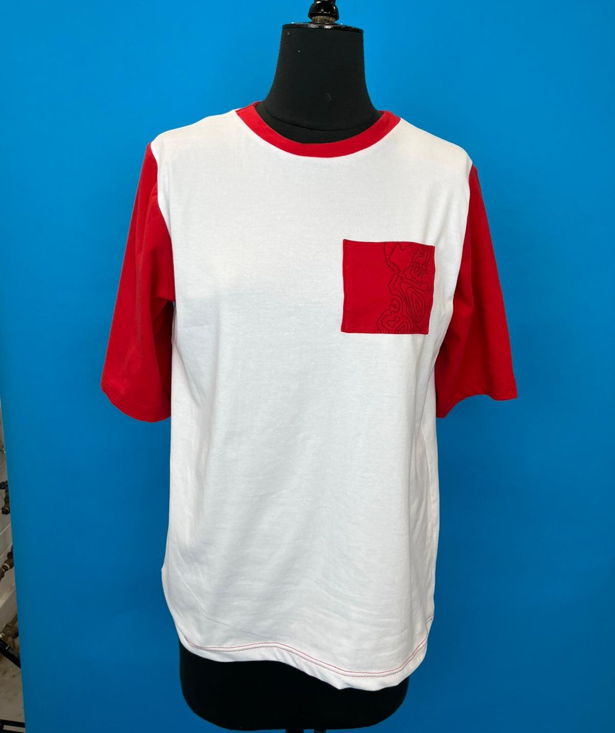 Outfit 02 — Garment 3 Image 1