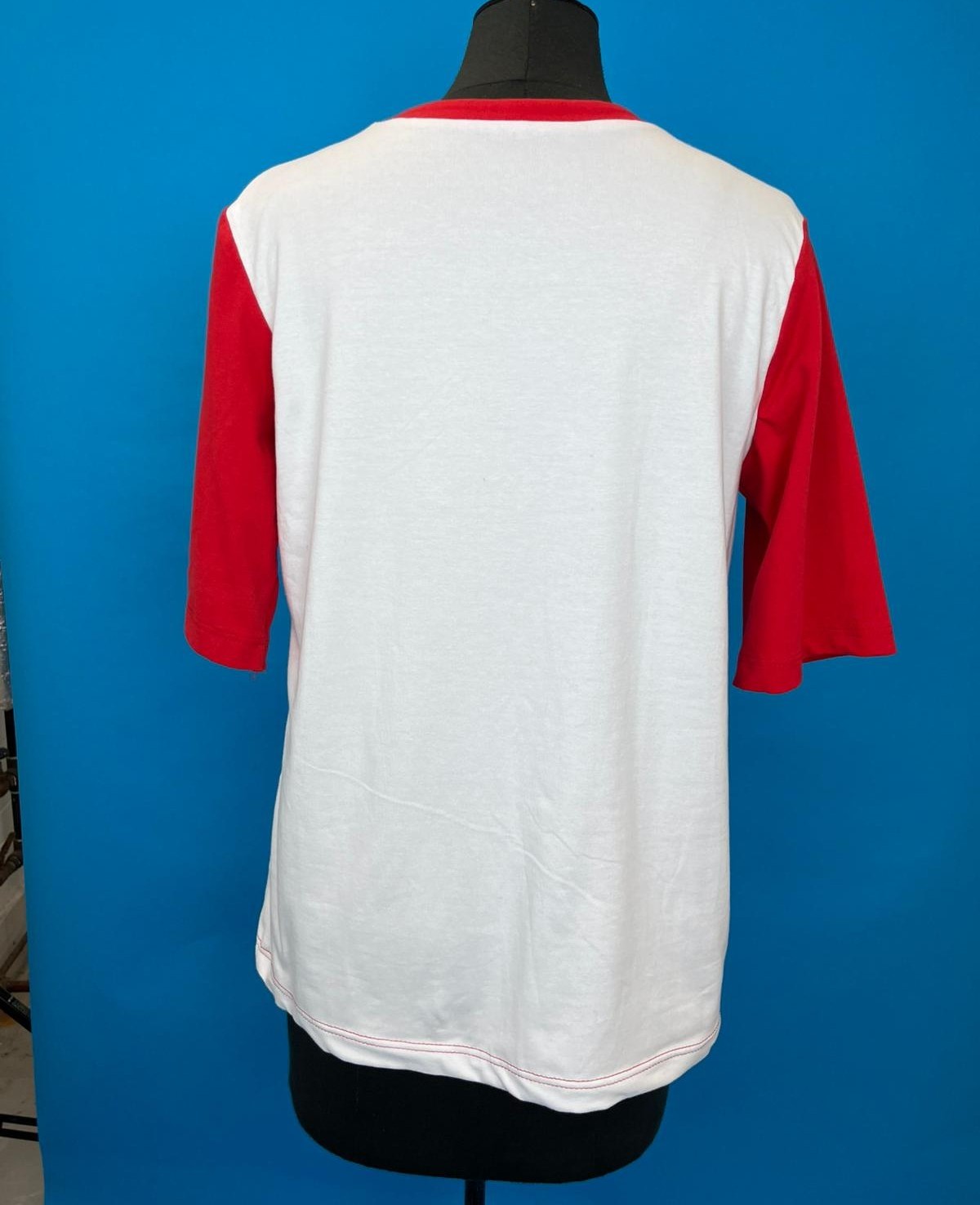 Outfit 02 — Garment 3 Image 2