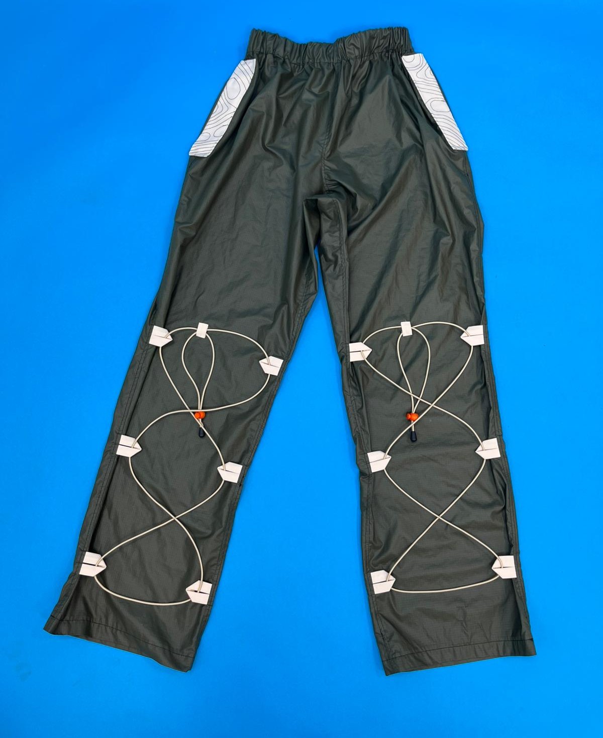 Outfit 03 — Garment 2 Image 1